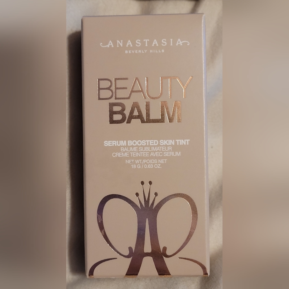 Anastasia Beverly Hills Beauty Balm shade 15.
